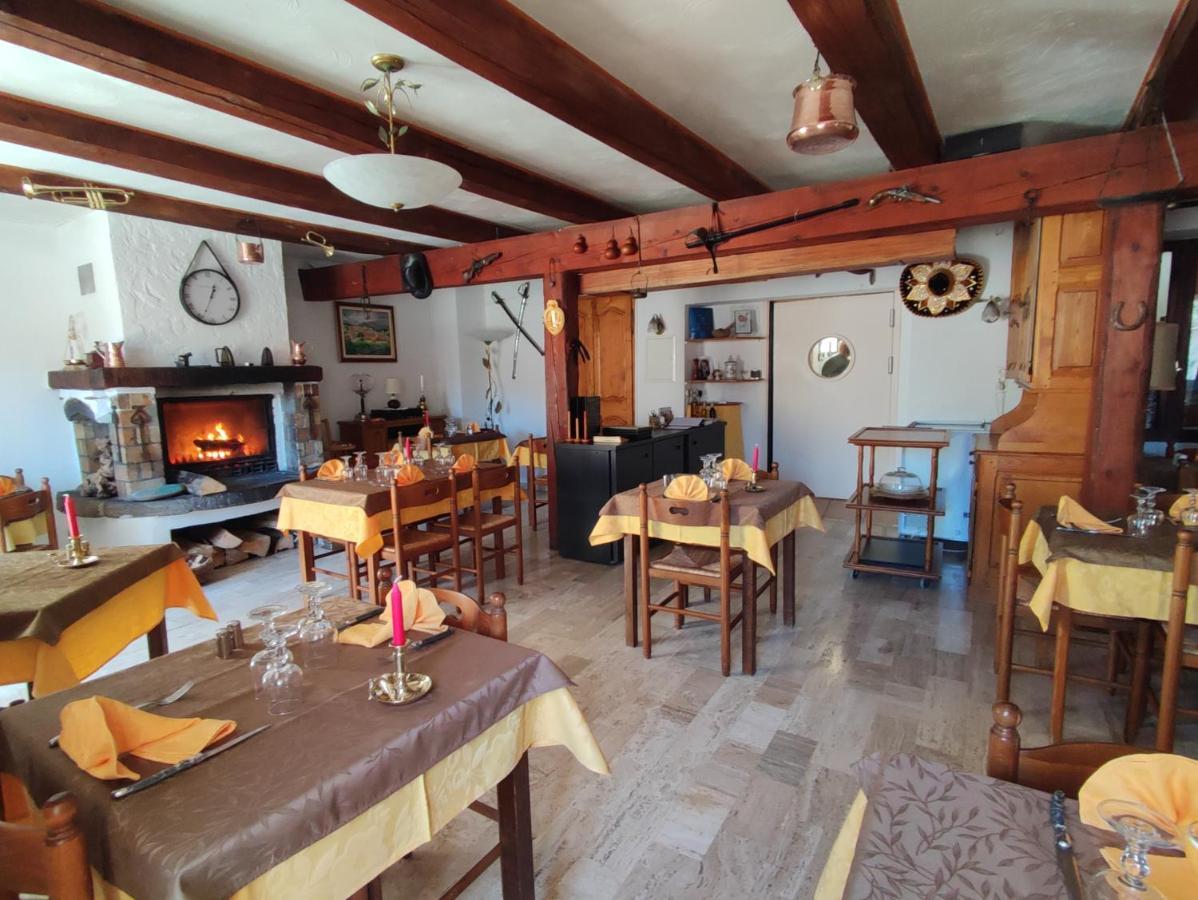 Auberge Lou Jas Soleilhas Eksteriør bilde