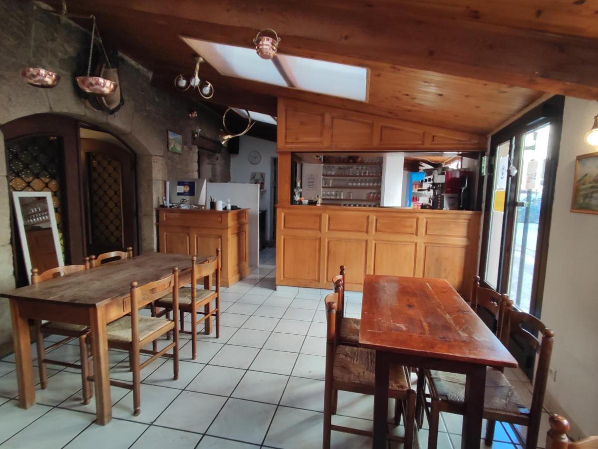 Auberge Lou Jas Soleilhas Eksteriør bilde