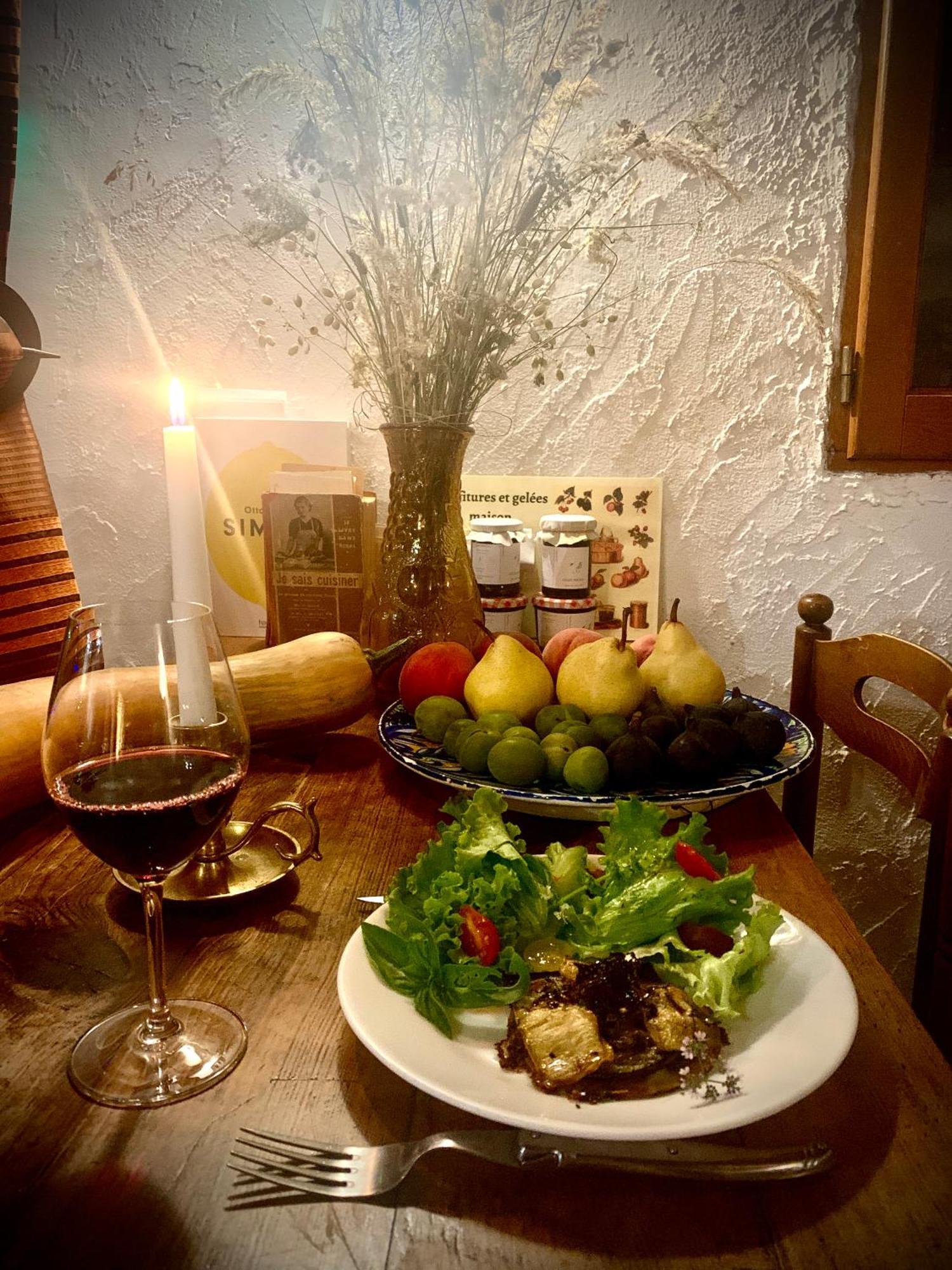 Auberge Lou Jas Soleilhas Eksteriør bilde